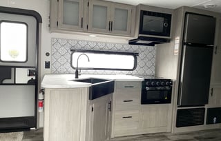 2022 Dutchmen RV Coleman Lantern Series 263BH