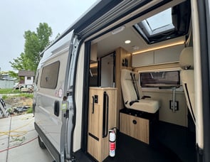 Coachmen RV Pixel P2.0M
