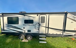 2019 Outback UltraLite Toy Hauler