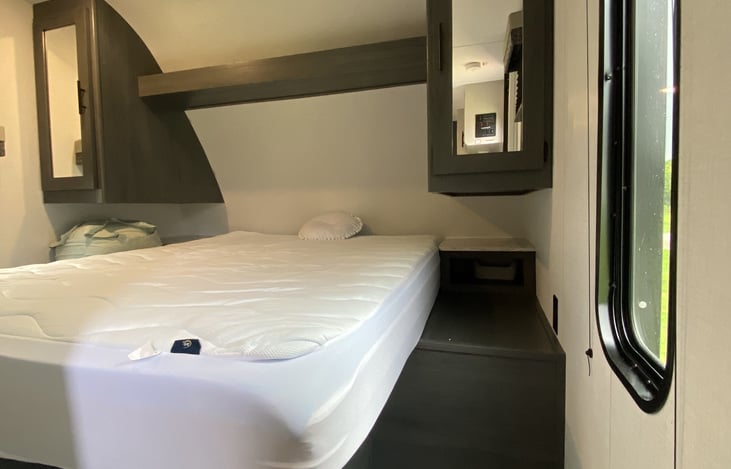 Main Bedroom with Queen