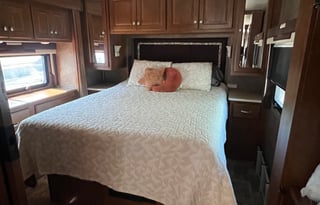 Boundless Seeker Motorhome