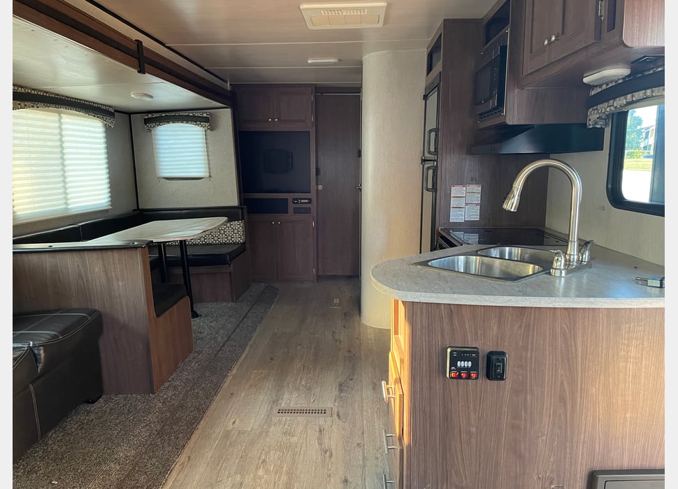Travel Trailer rentals in Holton