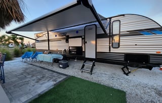 Glamping with Bunkhouse!