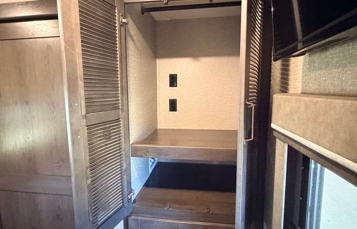 Master Bedroom Additional Storage closet