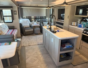 Forest River RV Salem 32RETX