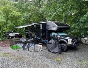 Entegra Coach Accolade XT 35L