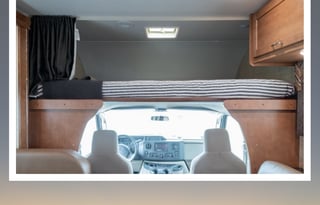 Family Road Trip RV | Sleeps 10 & Pet Friendly