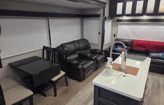 2021 Coachmen RV Brookstone 398MBL