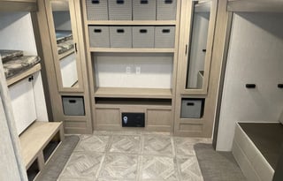 The Weekend Wanderer, ***Pet Friendly***