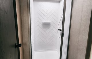 Luxurious 2023 2BR Bath&1/2(Wildwood)