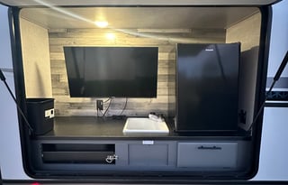 2023 Crossroads Volante 34BH - Kid & Pet Friendly!