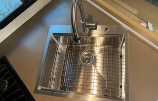 **Arctic Package** Ms Winnie (SLEEPS 10) FOR SALE