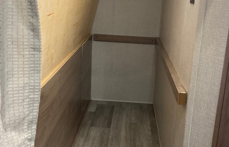 storage under lower bunk