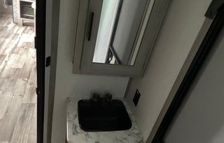 2022 Dutchmen RV Coleman Lantern Series 263BH