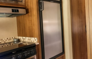 Cozy 6-Person Family Class C Camper