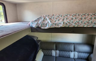 2021 Forest River Salem Cruise Lite- Super Clean