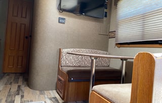 2015 Starcraft Travel Star 274RKS