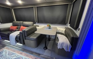 AMAZING RV - Must See 2BR! in North Hollywood