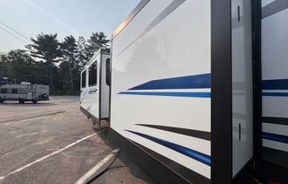 2021 Cruiser Embrace EL310