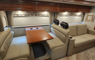 2019 Winnebago Forza 38W