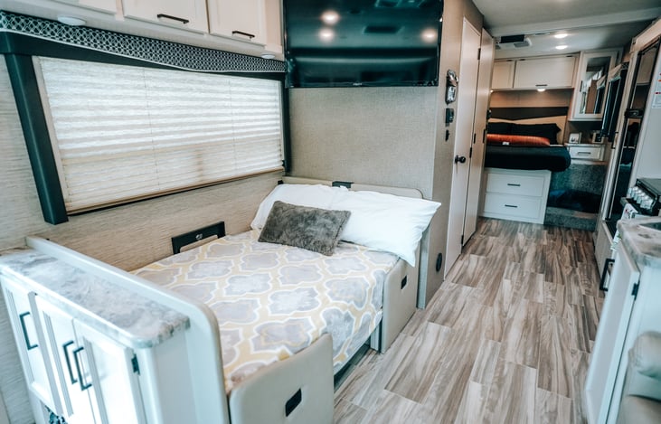 Dinette bed conversion