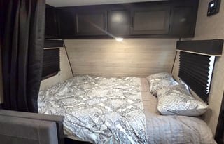 2022 Jayco Offroad with solar and lithium
