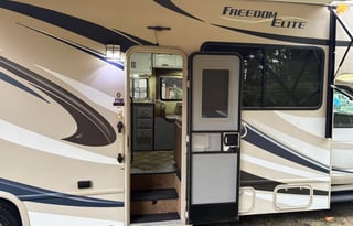 Memory Maker Class C Rental
