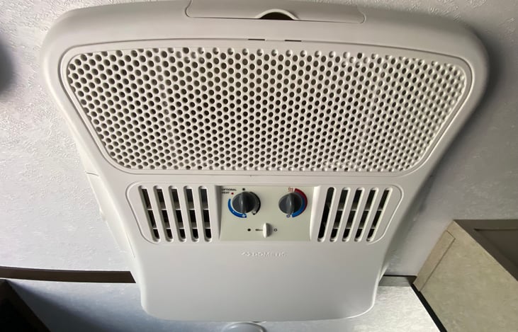 13.5k BTU AC/Heat combo; 115 VAC 60hz 1 PH