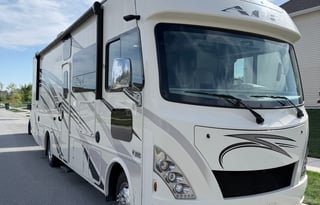 2018 Thor Motor Coach ACE 30.2