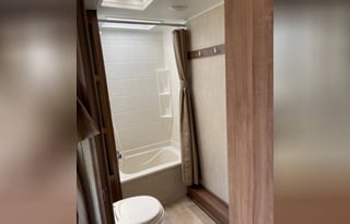 Gently down the Gulfstream!