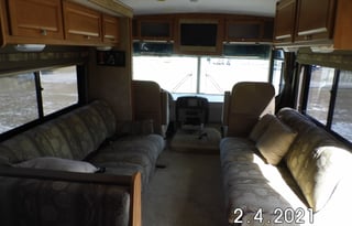2008 Winnebago Vista 33T