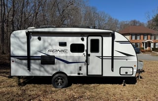 2020 Venture RV Sonic Lite 169VUD