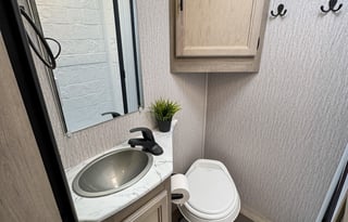 Freelander Luxury Bunk Class C