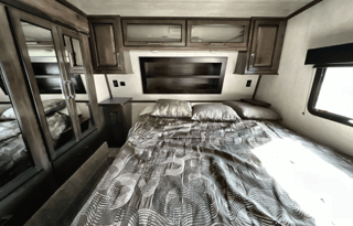 2022 Dutchmen RV Voltage vt3911