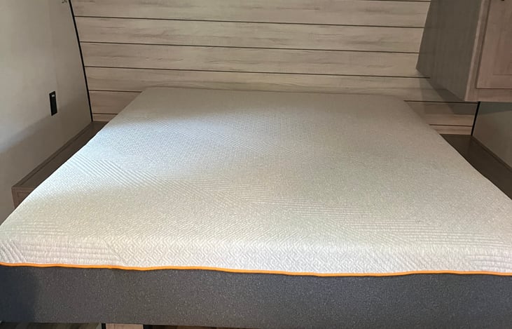 Upgraded mattress, super comfortable