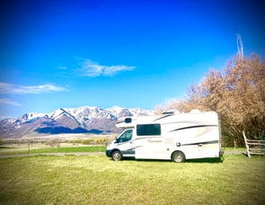 Coachmen RV Freelander 20CB  Ford Transit
