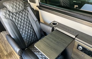 Luxury Mercedes Sprinter Cruiser Van Seats 8