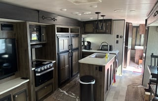 Holiday Road: It's a Quest for Fun!