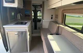 Dora the Explorer 2022 Thor MotorCoach Rize 18M