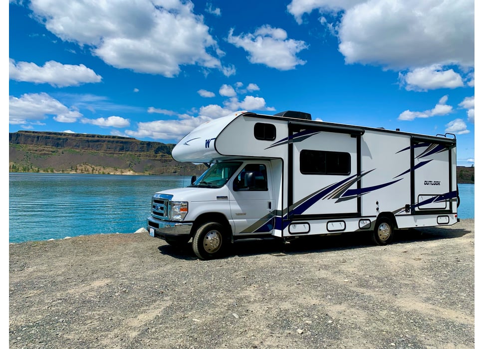 Class C Motor Home rentals in Lake Stevens