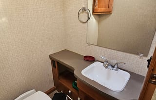 The Happy Camper (Sleeps 7 with 4 Fun Beds)