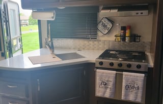 Dog friendly camper with outdoor kitchen