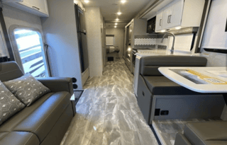 2024 Thor Motor Coach 36'