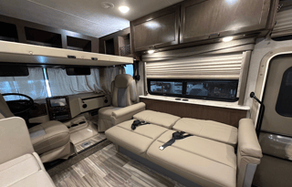 Ideal Family Getaway-Bunks (6 beds) solar, pets ok