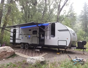 Forest River RV Cherokee Grey Wolf Black Label 26DBHBL