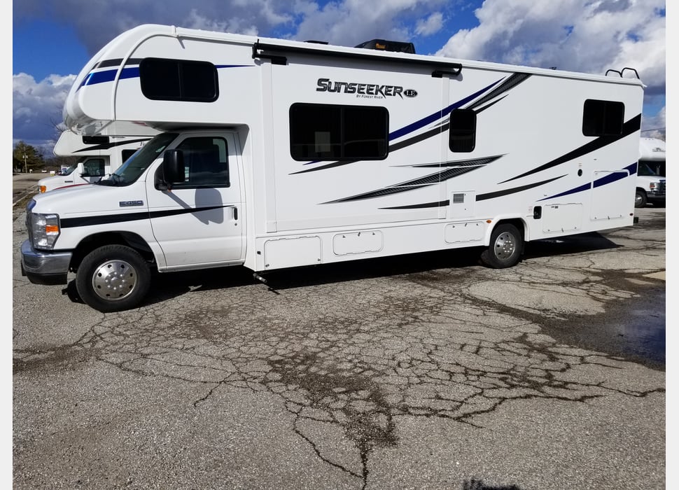 Class C Motor Home rentals in Carrollton
