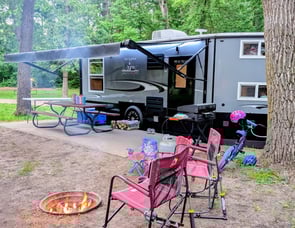 Ice Castle Fish Houses Ice Castle Fish Houses RvX22