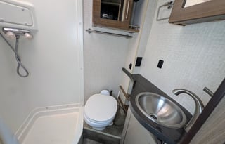 Itasca Navion | Classy Mercedes RV with 2 slides