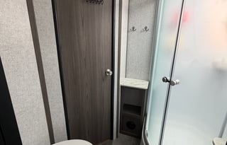 2021 Dutchmen RV Kodiak Ultimate 3321BHSL