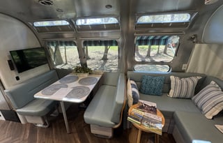 Glamping in International Luxury (WE DELIVER )